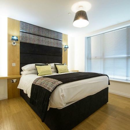 Zinn Apartments - City Centre แอเบอร์ดีน ภายนอก รูปภาพ