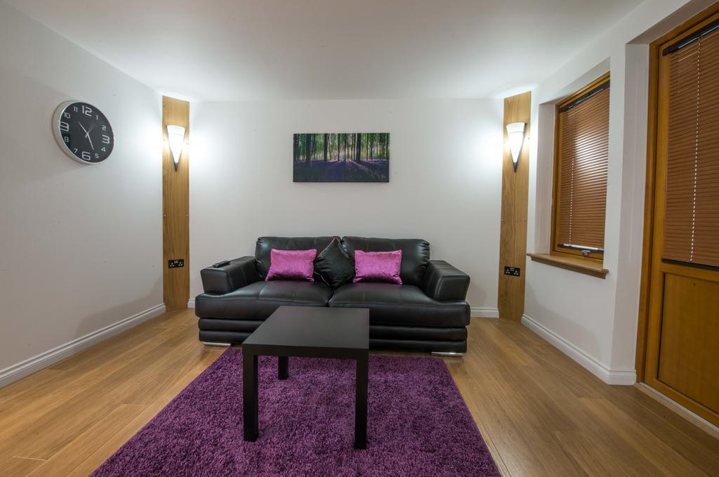 Zinn Apartments - City Centre แอเบอร์ดีน ภายนอก รูปภาพ