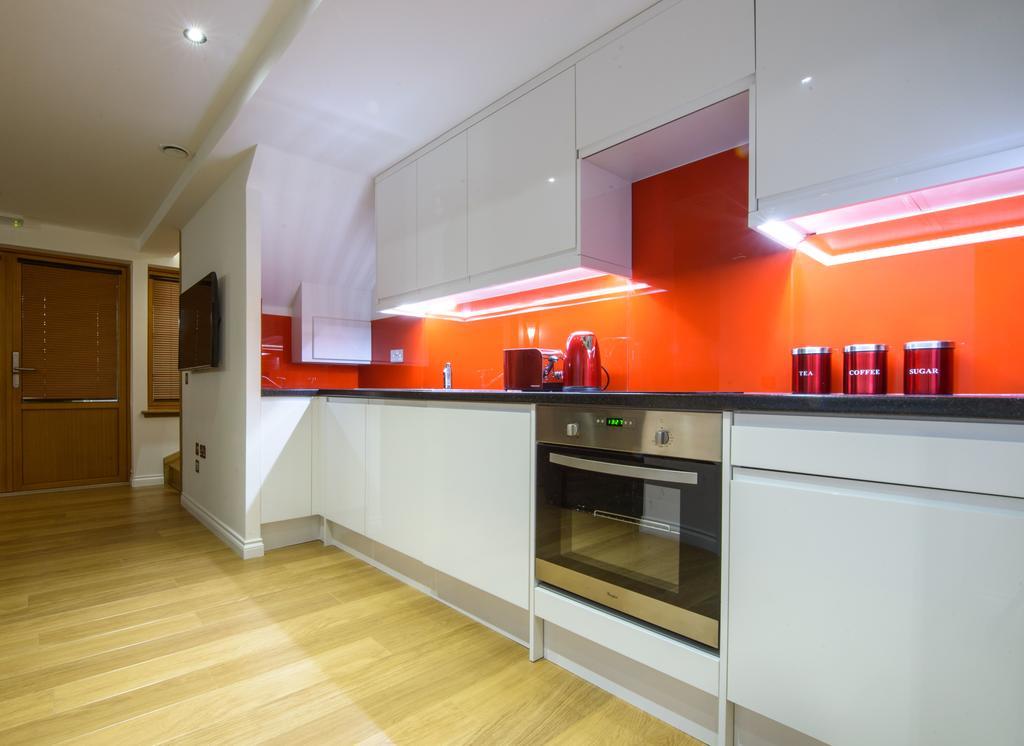 Zinn Apartments - City Centre แอเบอร์ดีน ภายนอก รูปภาพ