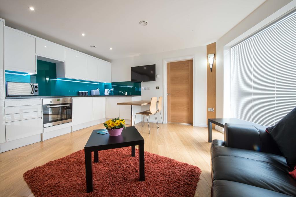 Zinn Apartments - City Centre แอเบอร์ดีน ภายนอก รูปภาพ