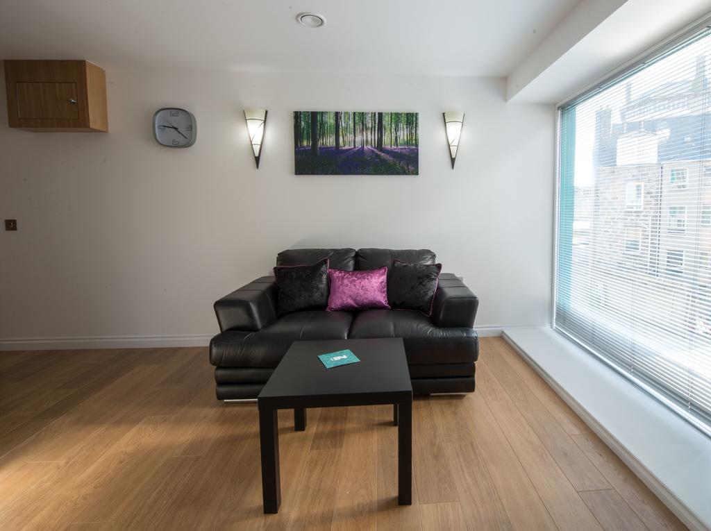 Zinn Apartments - City Centre แอเบอร์ดีน ภายนอก รูปภาพ